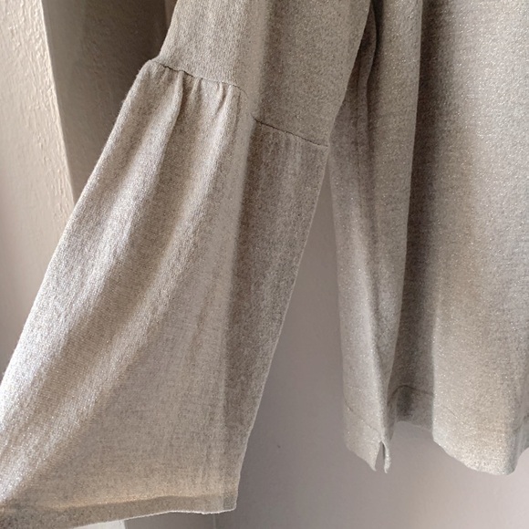CALVIN KLEIN Gold Thread Bell Sleeve Lightweight Pullover Sweater - Picture 4 of 8